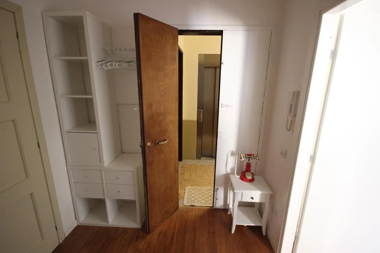Il Chiostro Apartment Cagliari 0*,